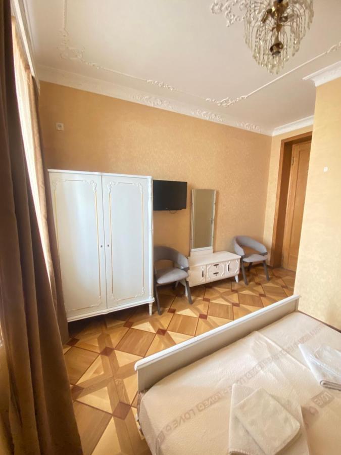 K&N Guesthouse Tbilisi Eksteriør bilde