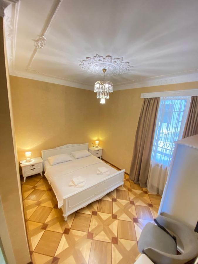 K&N Guesthouse Tbilisi Eksteriør bilde