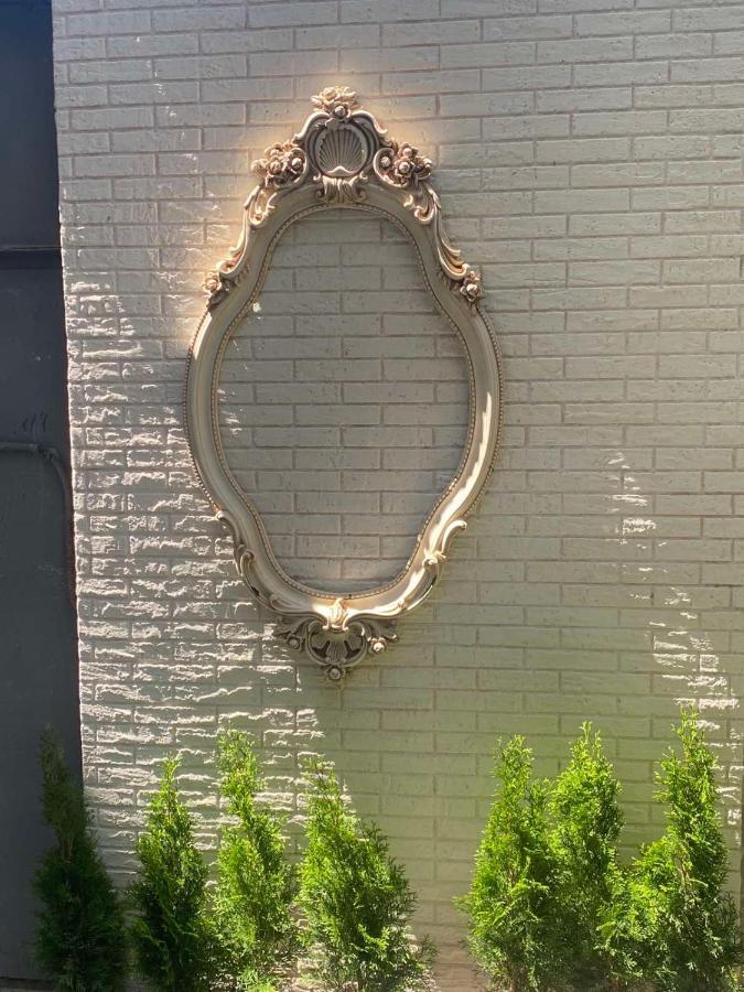 K&N Guesthouse Tbilisi Eksteriør bilde
