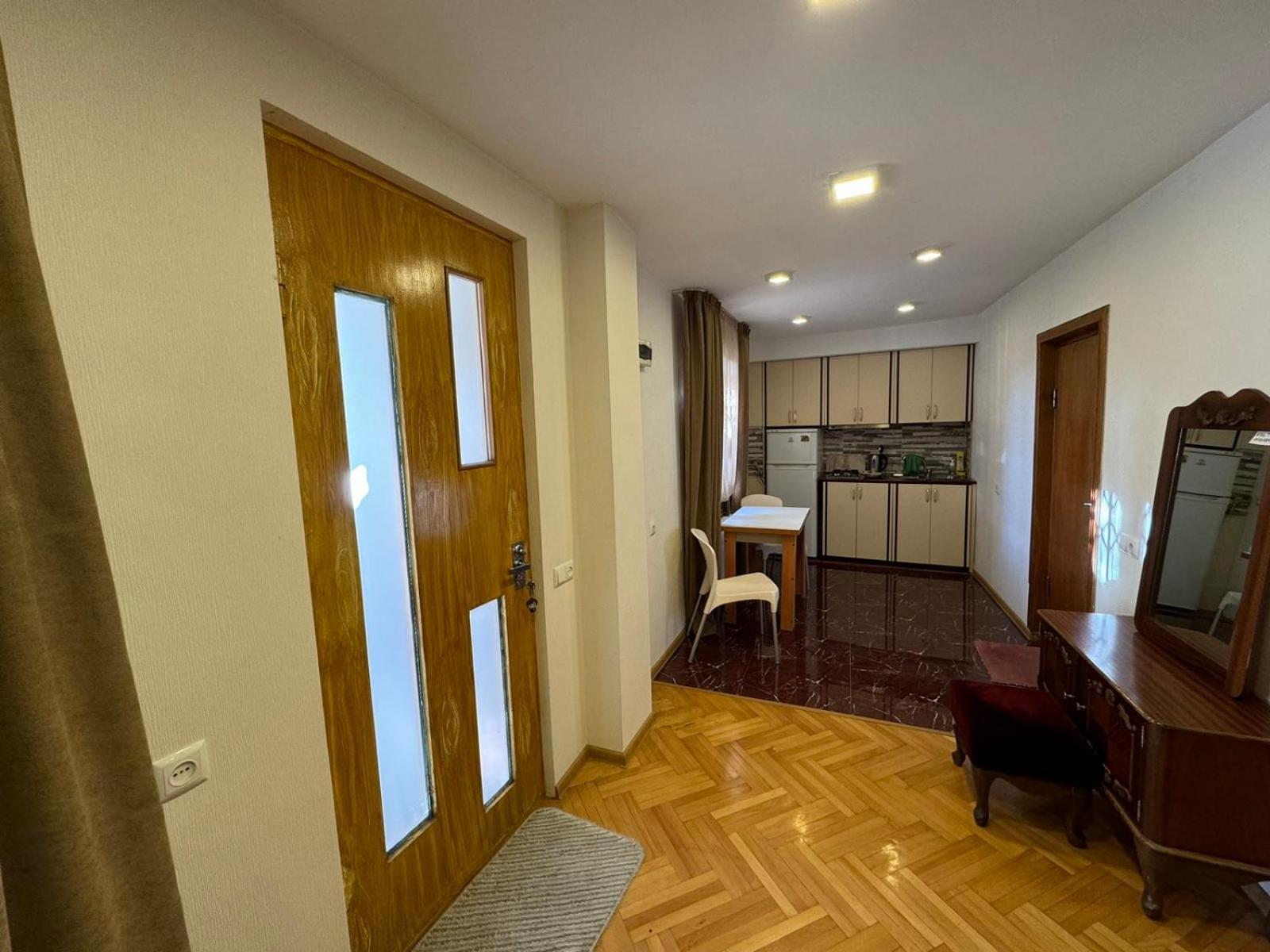 K&N Guesthouse Tbilisi Eksteriør bilde