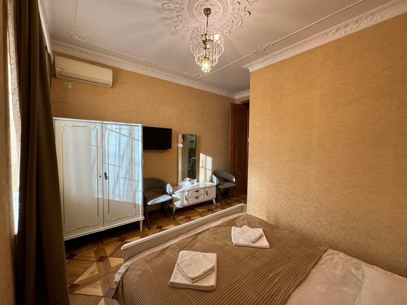 K&N Guesthouse Tbilisi Eksteriør bilde