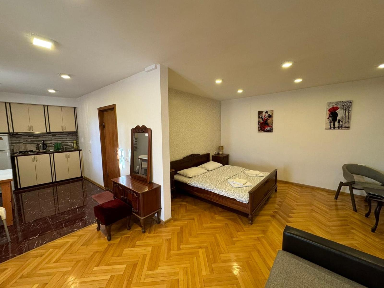 K&N Guesthouse Tbilisi Eksteriør bilde