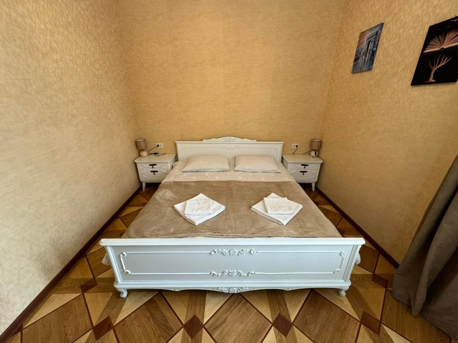 K&N Guesthouse Tbilisi Eksteriør bilde
