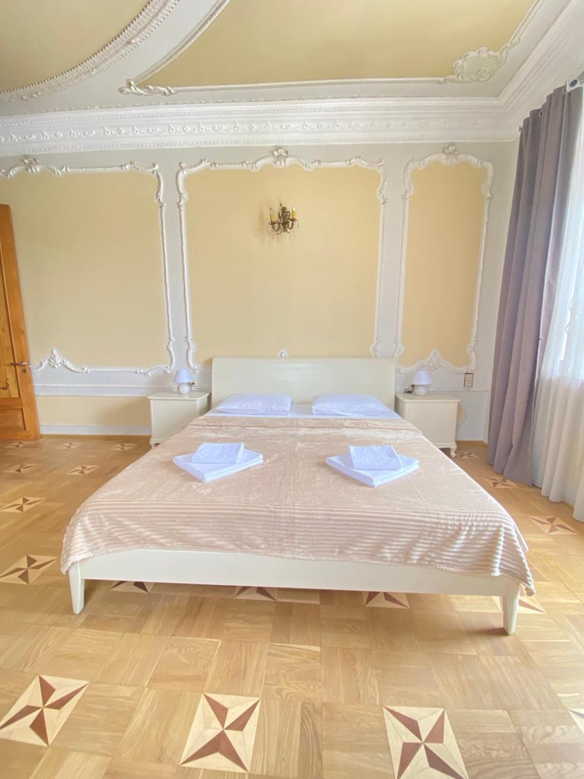 K&N Guesthouse Tbilisi Eksteriør bilde